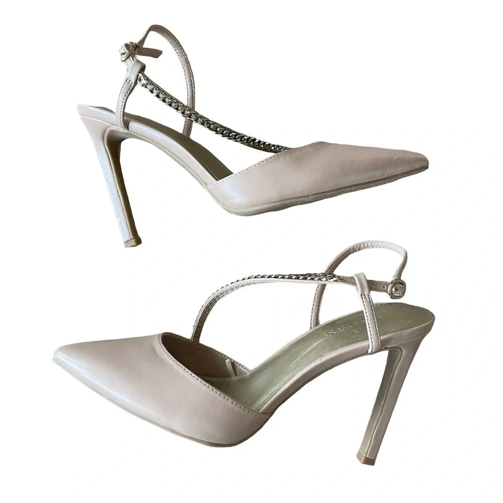 Nine West Nude Slingback Pointed Toe Heels with Chain Detail Size 8.5